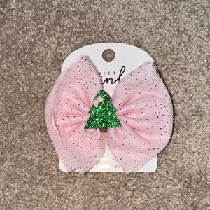 Sweet Wink Pink Hair Bow with Green Glitter Tree